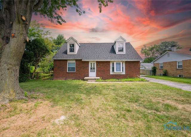 Property at 1937 S Coy Rd, Northwood, OH 43619, 4 beds, 1.5 baths