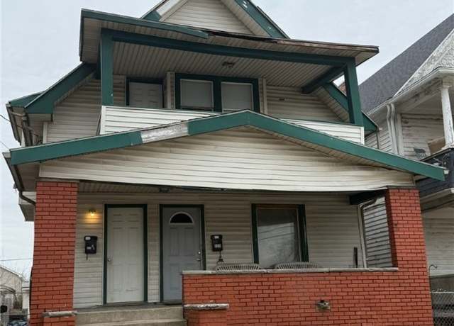 Property at 223 Wasaon St, Toledo, OH 43609, 4 beds, 2 baths