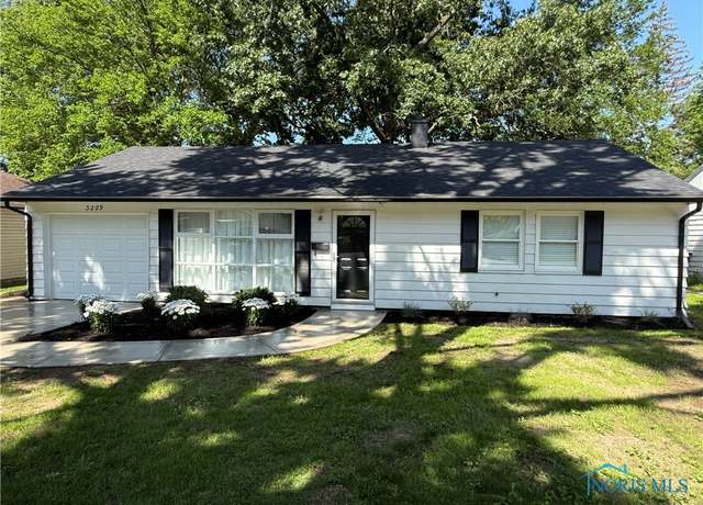 Property at 3209 Romaker Rd, Toledo, OH 43615, 3 beds, 1.5 baths