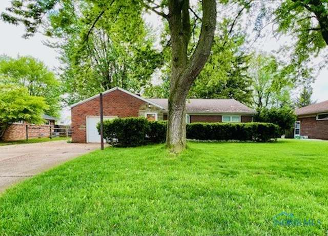 Property at 1058 Scribner St, Maumee, OH 43537, 3 beds, 1 bath