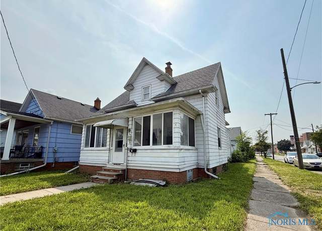 Property at 3019 Hartman St, Toledo, OH 43608, 3 beds, 1 bath