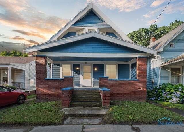 Property at 238 E Pearl St, Toledo, OH 43608, 3 beds, 1 bath