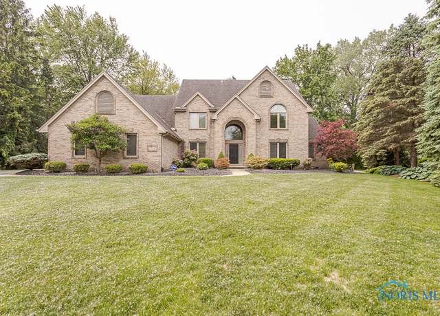 Property at 7559 Peachtree Ln, Sylvania, OH 43560, 4 beds, 3.5 baths