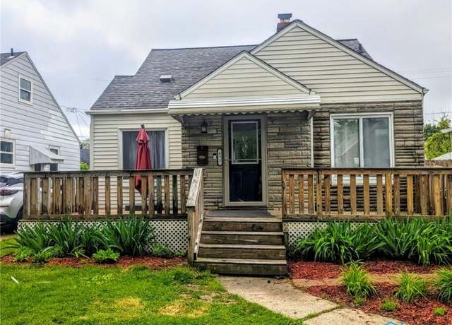 Property at 831 Cloverdale Rd, Toledo, OH 43612, 3 beds, 1 bath