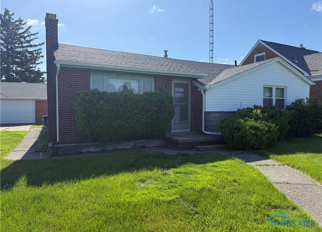 Property at 4572 286th St, Toledo, OH 43611, 2 beds, 1 bath