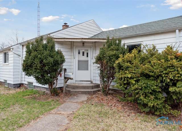 Property at 4301 Vermaas Ave, Toledo, OH 43612, 2 beds, 1 bath