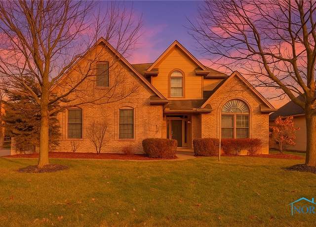 Property at 6052 Windy Ridge Ln, Sylvania, OH 43560, 5 beds, 3.5 baths