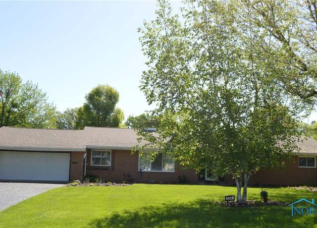 Property at 309 Huron Rd, Findlay, OH 45840, 3 beds, 2 baths