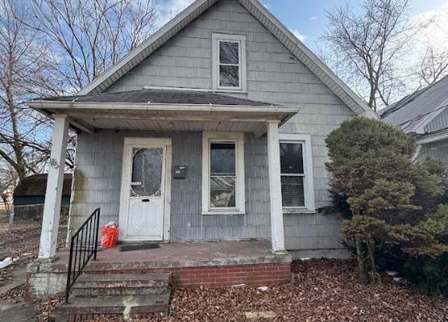 Property at 332 Kosciusko St, Toledo, OH 43608, 3 beds, 1 bath