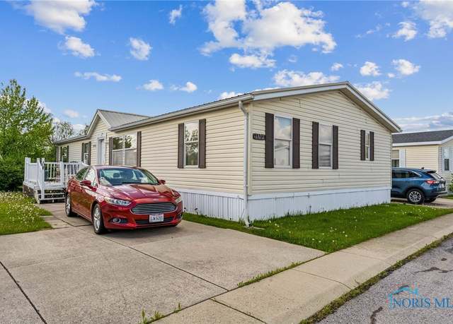 Property at 1872 Woodridge Cresent Lot-091, Findlay, OH 45840, 3 beds, 2 baths
