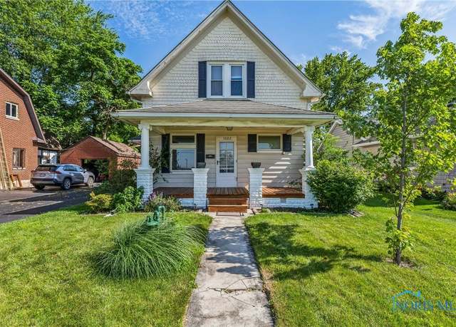 Property at 1022 E Sandusky St, Findlay, OH 45840, 3 beds, 2 baths