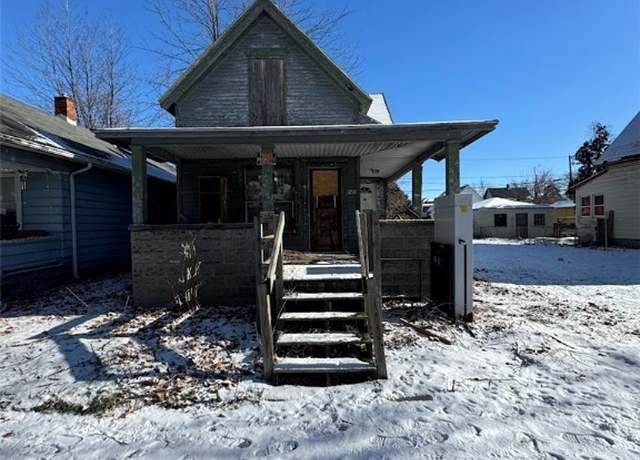 Property at 841 Clark St, Toledo, OH 43605, 3 beds, 1 bath
