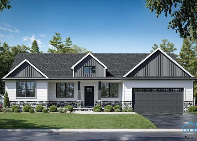 Property at 4902 Buckeye Dr, Maumee, OH 43537, 3 beds, 2 baths