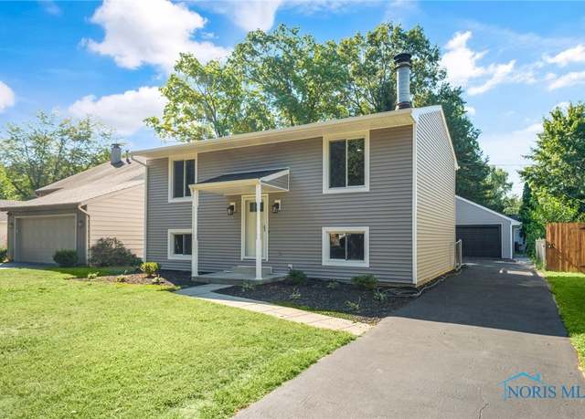 Property at 6111 Boothbay Dr, Toledo, OH 43615, 4 beds, 2 baths