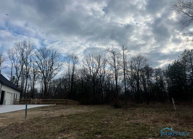 Property at 7547 Larberg Ln, Sylvania, OH 43560