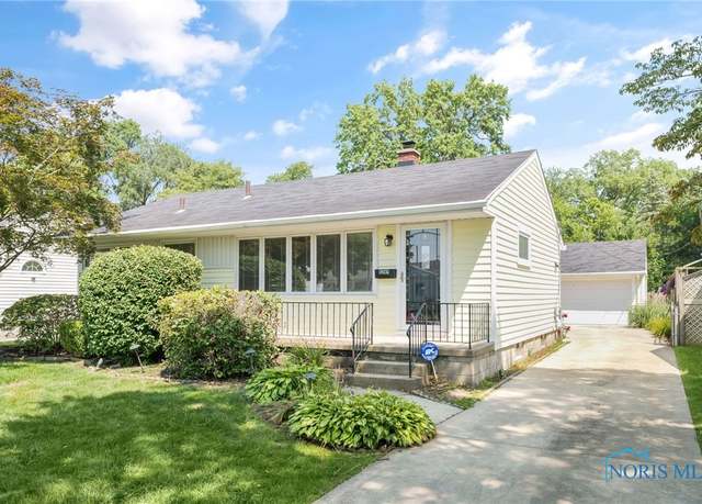Property at 5248 Sandra Dr, Toledo, OH 43613, 3 beds, 2 baths