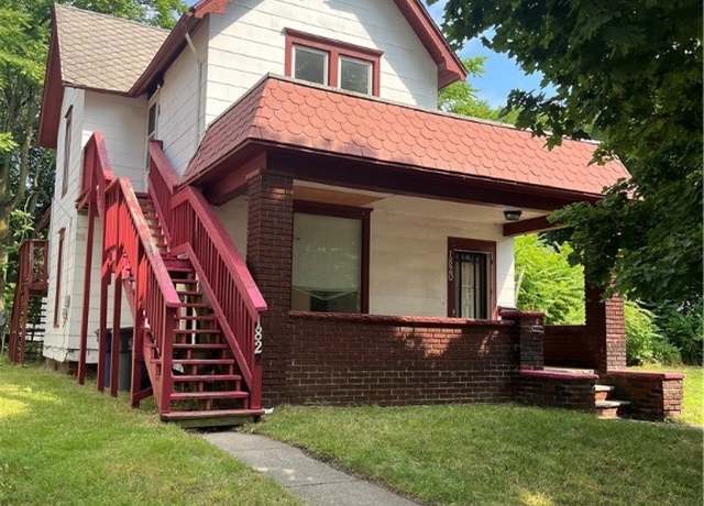 Property at 1820 Dunham St, Toledo, OH 43609, 8 beds, 4 baths