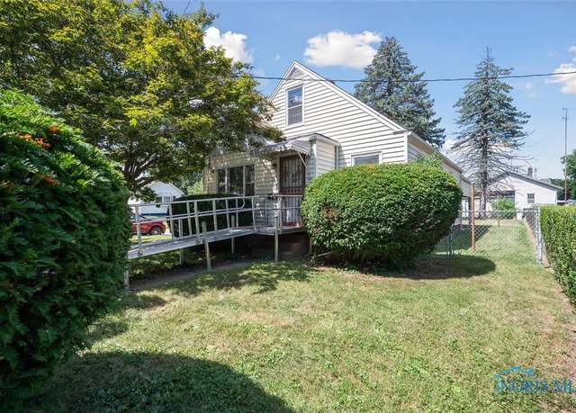 Property at 709 Sylvester Ave, Toledo, OH 43605, 3 beds, 1 bath