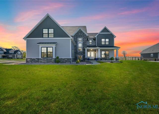 Property at 549 Canterbury Blvd, Perrysburg, OH 43551, 5 beds, 3 baths