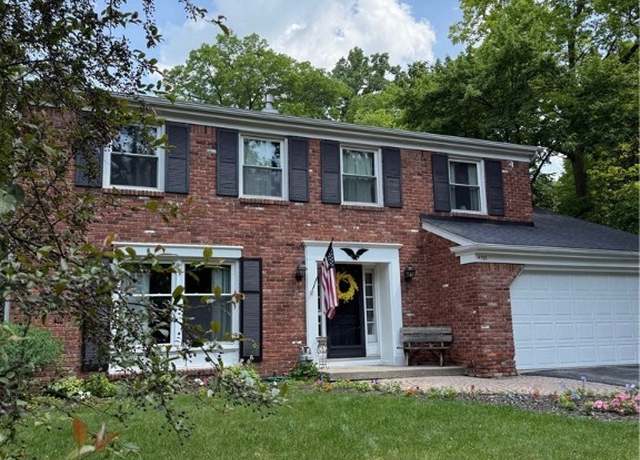 Property at 4702 Burningtree Dr, Toledo, OH 43623, 5 beds, 2.5 baths