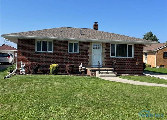 Property at 2359 Lehman Ave, Toledo, OH 43611, 3 beds, 2 baths