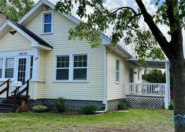 Property at 2659 Oak Grove Pl, Toledo, OH 43613, 3 beds, 1 bath