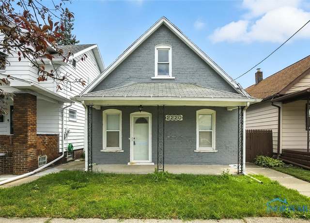 Property at 2220 Genesee St, Toledo, OH 43605, 3 beds, 2 baths