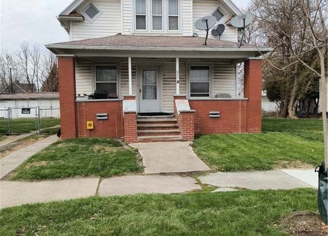 Property at 237 E Hudson St, Toledo, OH 43608, 4 beds, 2 baths