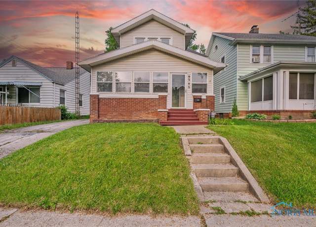 Property at 4242 Fairview Dr, Toledo, OH 43612, 3 beds, 1 bath
