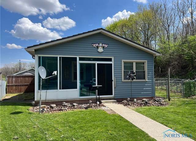 Property at 607 S Front St, Fremont, OH 43420, 3 beds, 1 bath