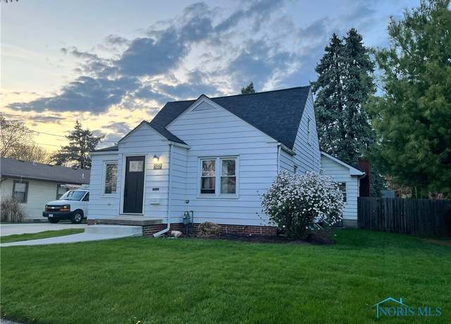 Property at 507 E William St, Maumee, OH 43537, 3 beds, 1 bath