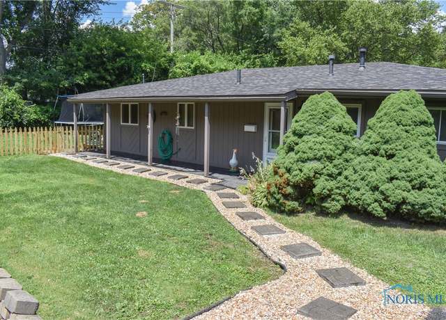 Property at 3649 W Lincolnshire Blvd, Toledo, OH 43606, 3 beds, 1 bath