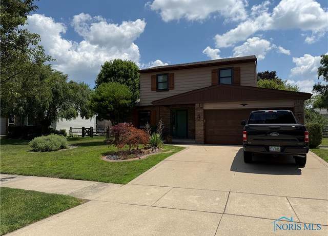 Property at 1933 Bordeaux Rue, Northwood, OH 43619, 3 beds, 1.5 baths