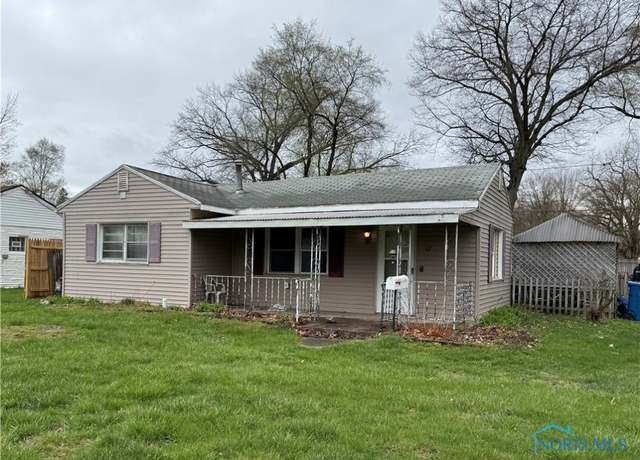 Property at 117 N Favony Ave, Toledo, OH 43615, 3 beds, 1 bath
