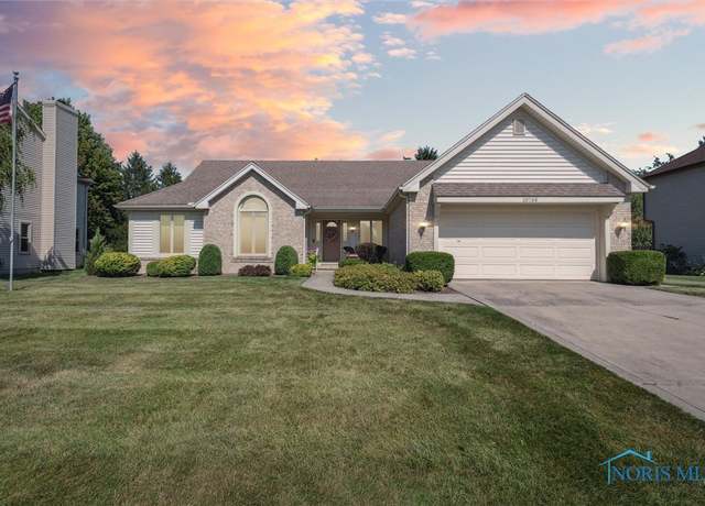 Property at 26768 Ottekee Dr, Perrysburg, OH 43551, 3 beds, 2.5 baths