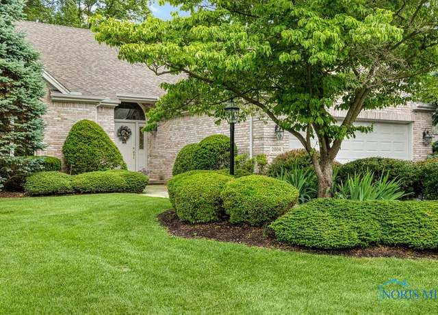 Property at 2804 Page Lindsay Ln, Toledo, OH 43615, 2 beds, 2 baths