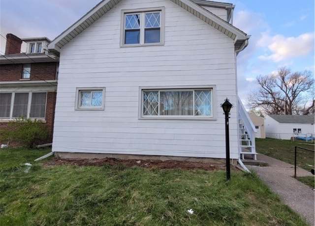 Property at 621 Nevada St, Toledo, OH 43605, 5 beds, 2 baths