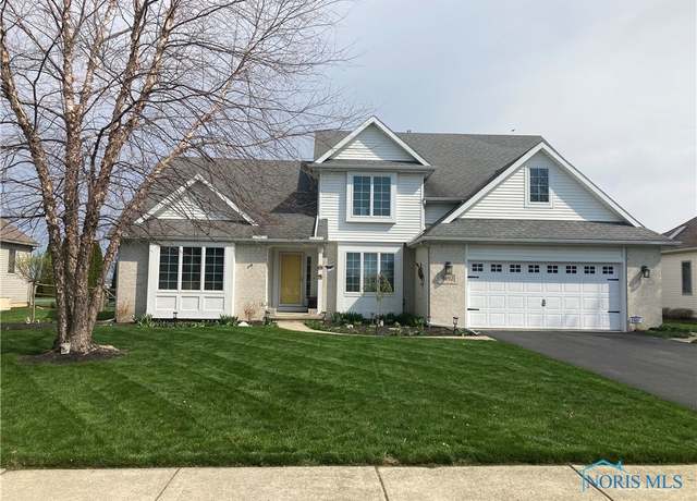 Property at 1492 Eastridge Dr, Waterville, OH 43566, 4 beds, 2.5 baths