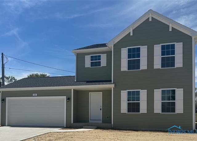 Property at 535 Oxford St, Napoleon, OH 43545, 4 beds, 2.5 baths