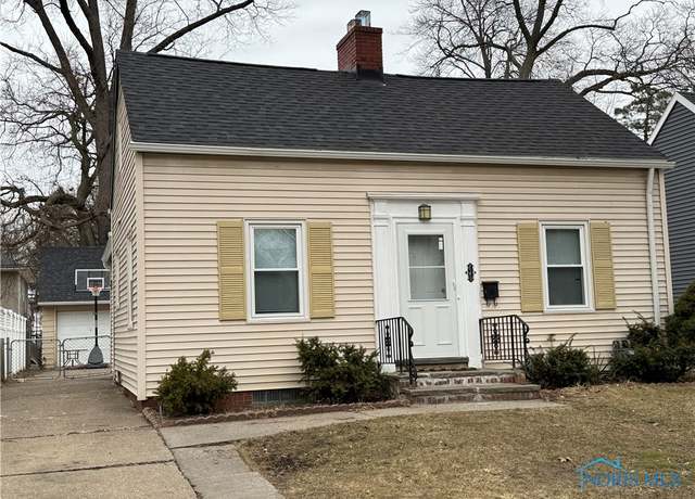 Property at 2548 Georgetown Ave, Toledo, OH 43613, 4 beds, 1 bath