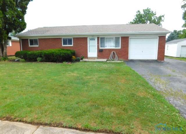 Property at 530 Davis St, Findlay, OH 45840, 3 beds, 1.5 baths