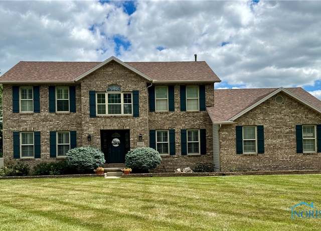 Property at 1503 S Coy Rd, Oregon, OH 43616, 3 beds, 2.5 baths