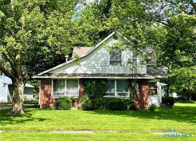 Property at 320 S Keyser Ave, Deshler, OH 43516, 4 beds, 1.5 baths