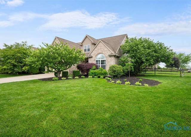 Property at 12158 Jefferson St, Perrysburg, OH 43551, 4 beds, 3 baths