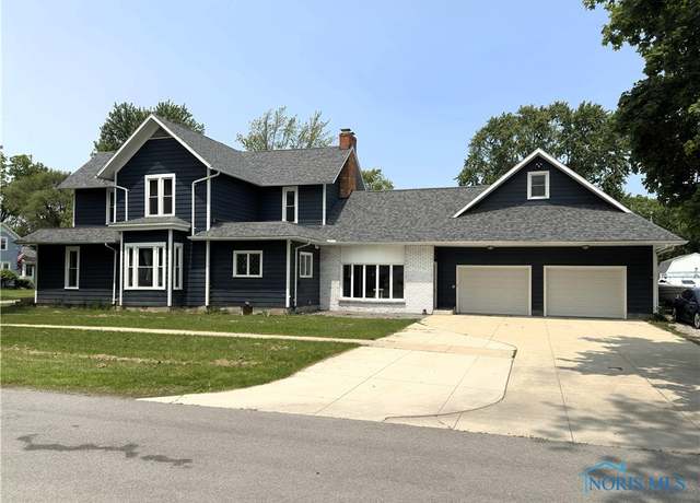 Property at 303 N Squire St, Holgate, OH 43527, 4 beds, 2 baths