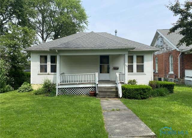 Property at 238 N Franklin St, Wauseon, OH 43567, 2 beds, 1 bath