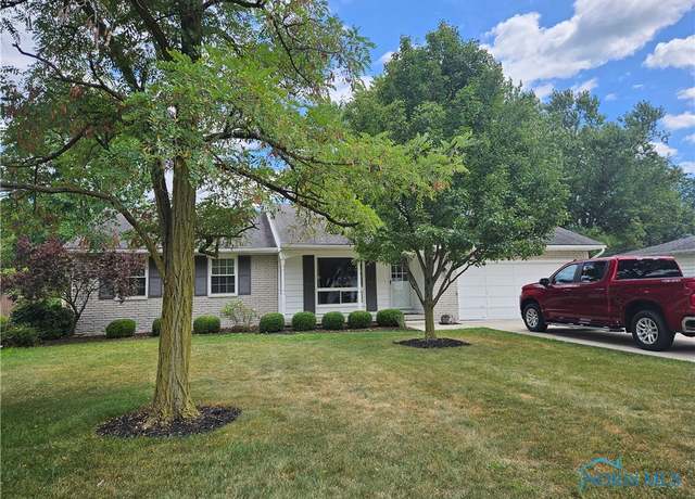 Property at 1211 Powell View Dr, Defiance, OH 43512, 3 beds, 1.5 baths
