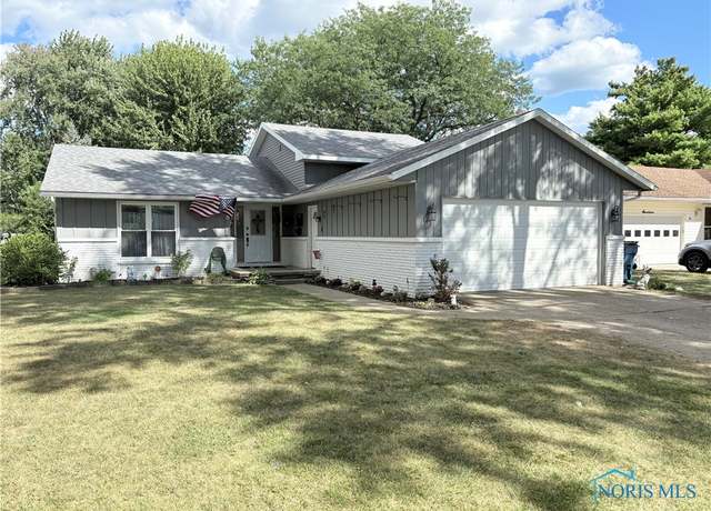 Property at 15 Karis St, Waterville, OH 43566, 4 beds, 2 baths