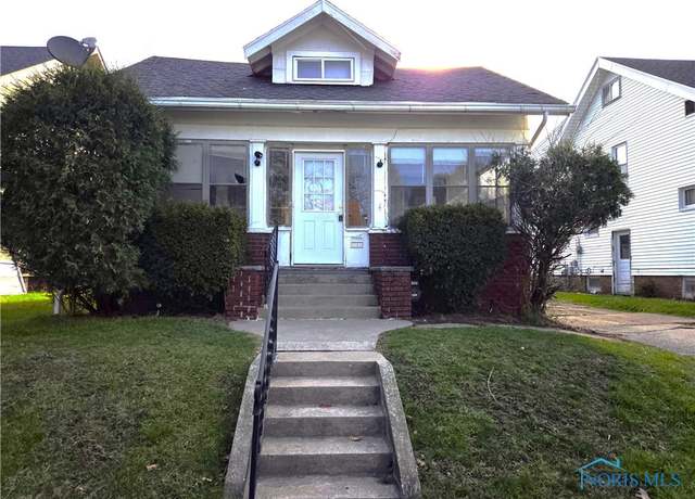 Property at 1816 Joffre Ave, Toledo, OH 43607, 3 beds, 1 bath