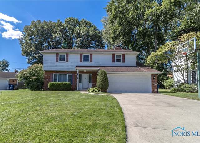 Property at 4537 Belfair Ct, Toledo, OH 43623, 4 beds, 2 baths